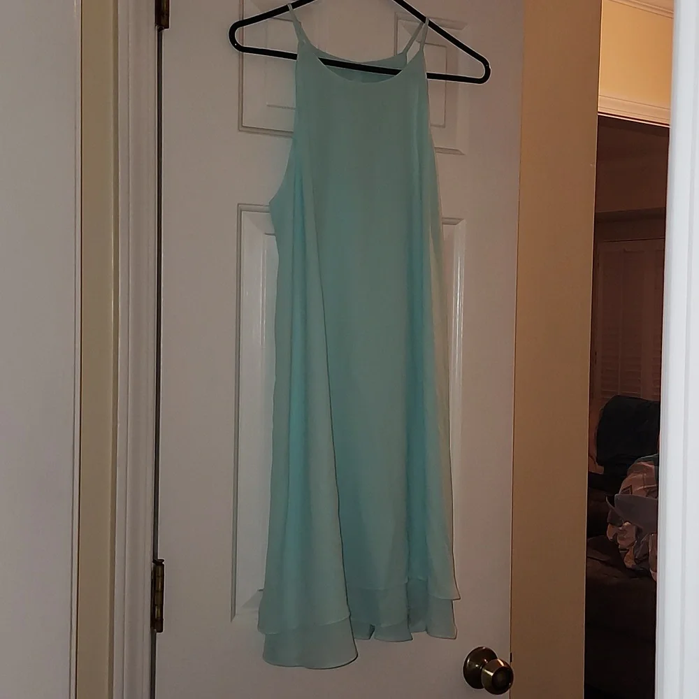 Dress - Picture 2 of 3